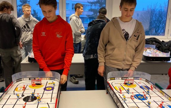 Finále ve stolním hokeji