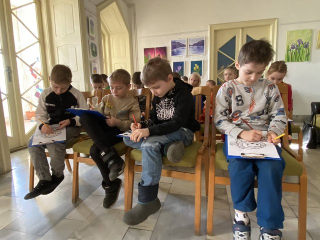 Prvňáčci navštívili knihovnu