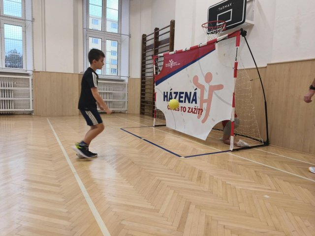 Ukázkové hodiny miniházené